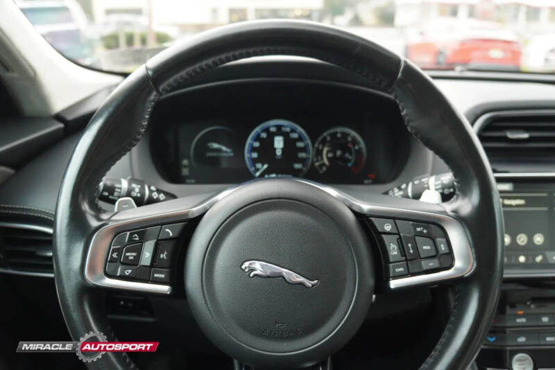 2018 Jaguar F-PACE S