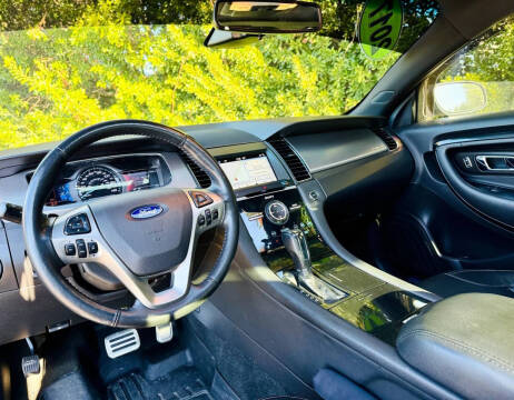 2017 Ford Taurus SHO