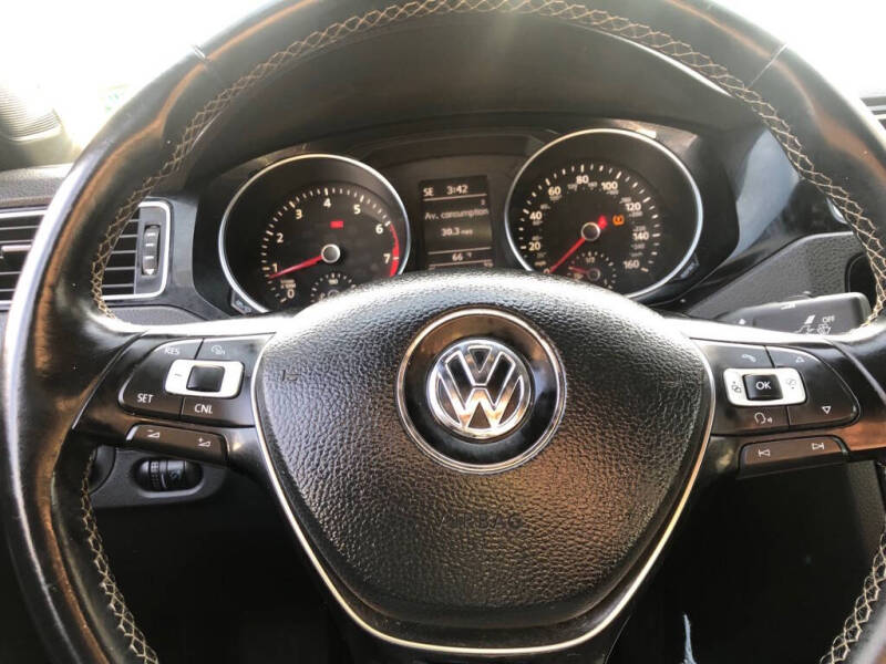 2016 Volkswagen Jetta 1.8T Sport