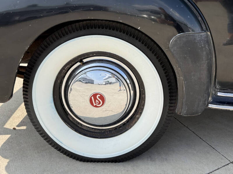 1940 Cadillac Series 52