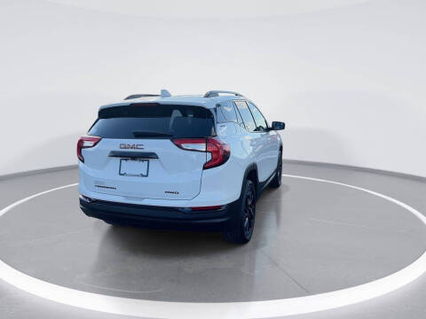 2023 GMC Terrain SLT