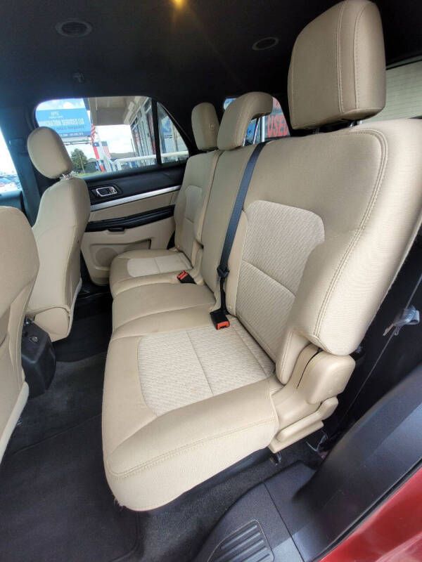 2017 Ford Explorer
