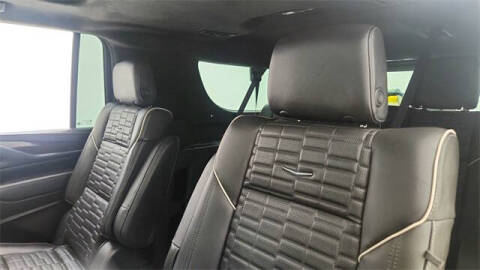 2023 Cadillac Escalade ESV Sport Platinum