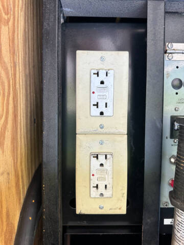 2016 Freightliner MT45 Chassis