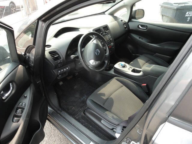 2014 Nissan LEAF S