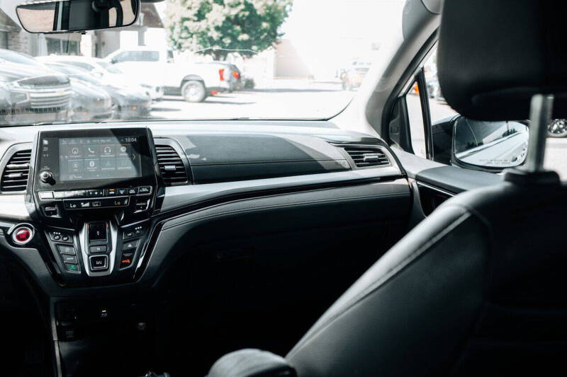 2018 Honda Odyssey Elite