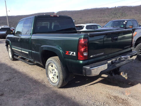 2005 Chevrolet Silverado 1500 LS