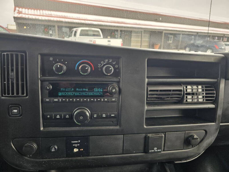 2017 Chevrolet Express 2500