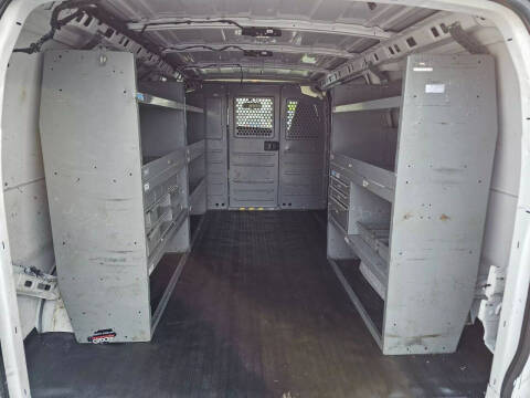 2017 Chevrolet Express 2500