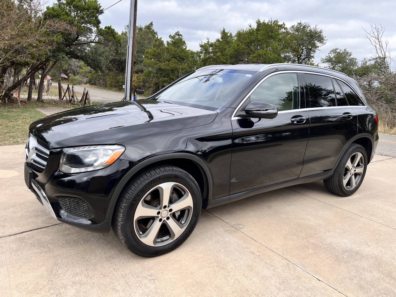 Used Car 2016 Mercedes-benz Glc  Glc 300 4dr Suv For Sale Under $15,000 In Austin, Texas