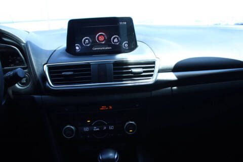 2018 Mazda MAZDA3 Grand Touring