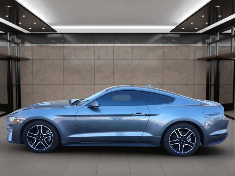 2022 Ford Mustang EcoBoost Premium
