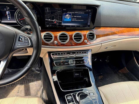 2017 Mercedes-Benz E-Class E 300 4MATIC
