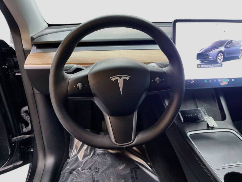 2024 Tesla Model Y Long Range