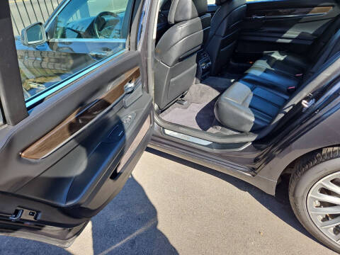 2011 BMW 7 Series 740Li