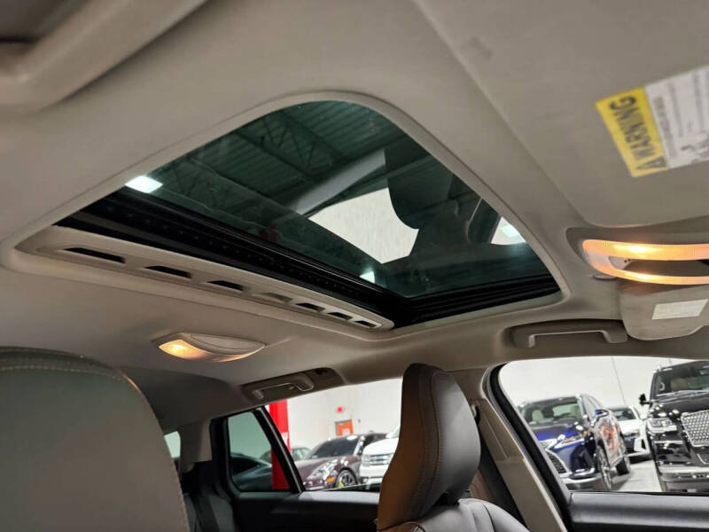 2016 Volvo V60 Cross Country T5