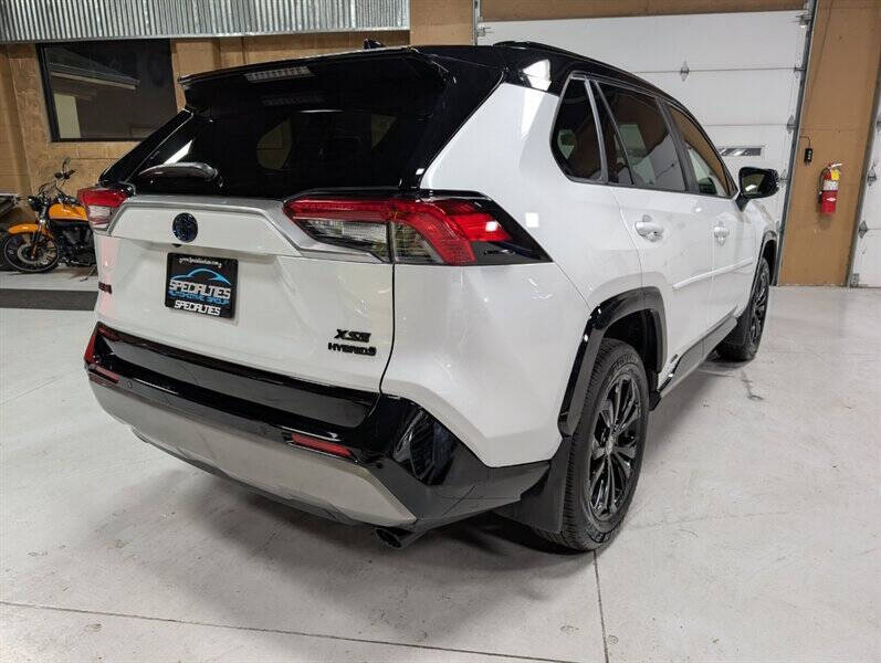 2024 Toyota RAV4 Hybrid XSE