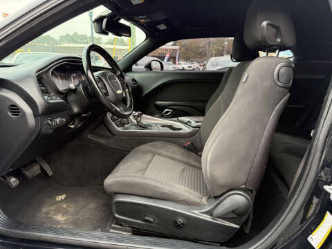 2019 Dodge Challenger SXT