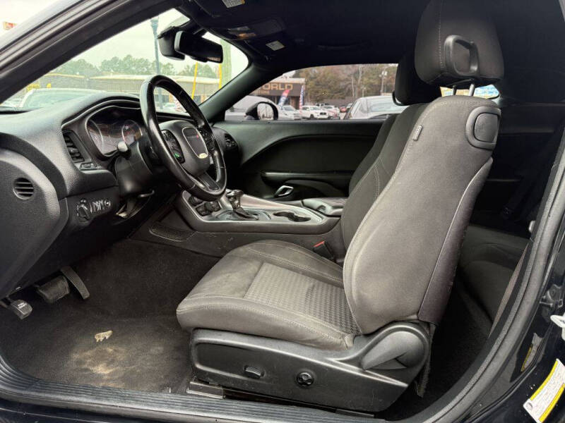 2019 Dodge Challenger SXT