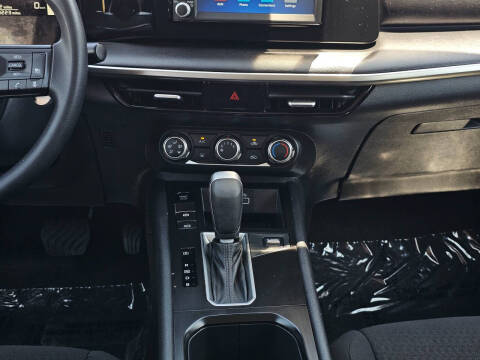 2025 Nissan Kicks S