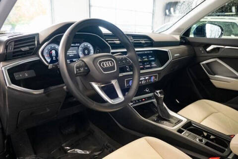 2019 Audi Q3 quattro S line Prem Plus 45 TFSI