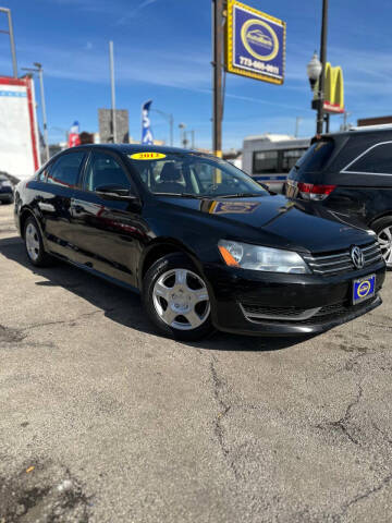 2012 Volkswagen Passat for sale at AutoBank in Chicago IL