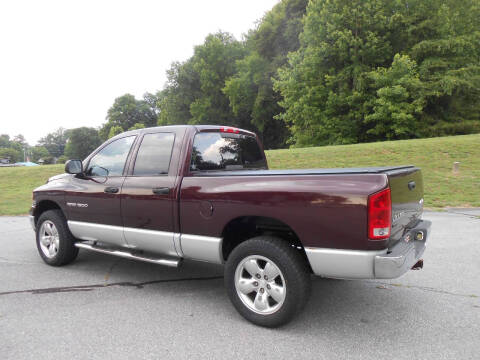 2004 Dodge Ram 1500 SLT