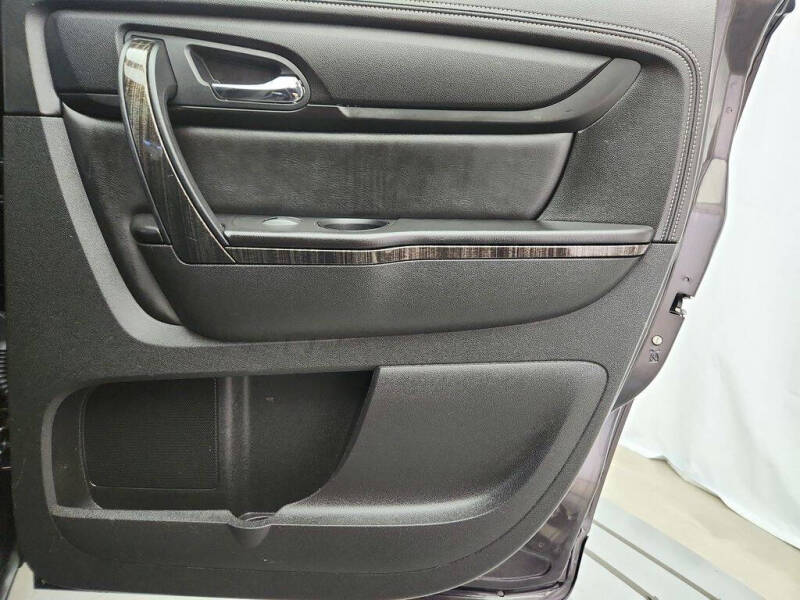 2016 GMC Acadia SLT-1