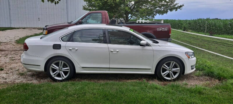 2013 Volkswagen Passat SE photo 2