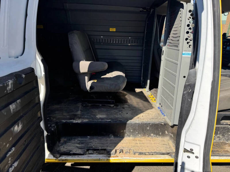 2021 Chevrolet Express 2500