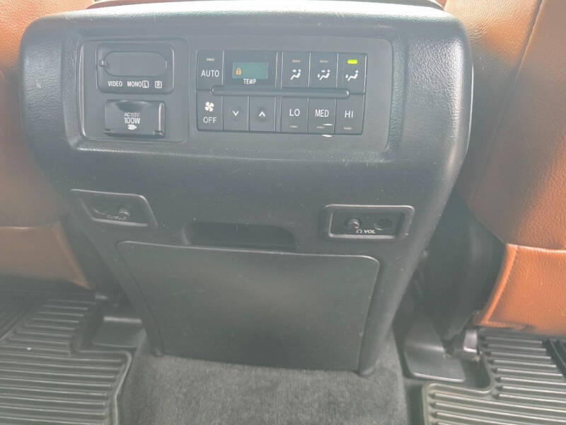 2008 Toyota Sequoia Platinum