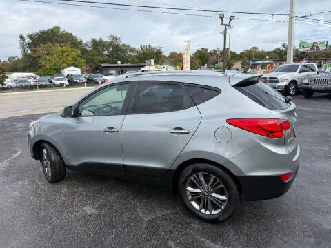 2015 Hyundai Tucson SE