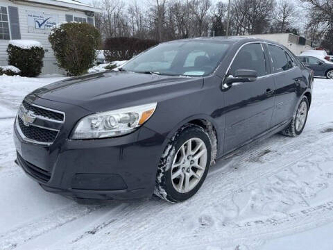 2013 Chevrolet Malibu for sale at Paramount Motors in Taylor MI