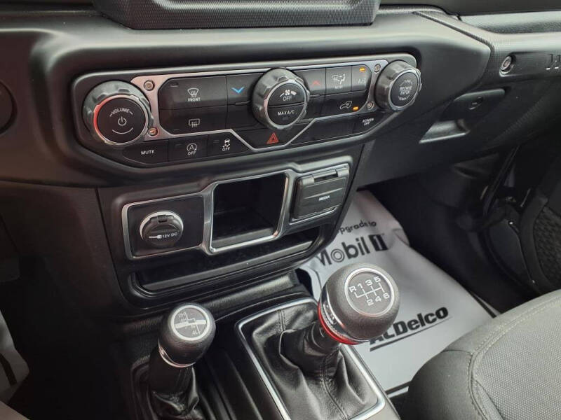 2022 Jeep Wrangler Sport