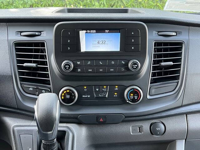 2025 Ford Transit 250