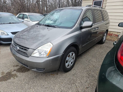 2010 Kia Sedona for sale at Short Line Auto Inc in Rochester MN