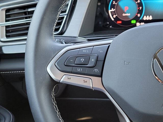 2025 Volkswagen Atlas Cross Sport SE