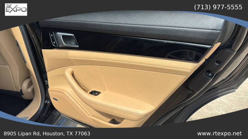 2017 Porsche Panamera