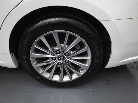 2016 Toyota Avalon Hybrid