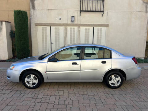 2004 Saturn Ion 1