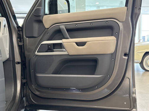 2022 Land Rover Defender 110 XS Edition