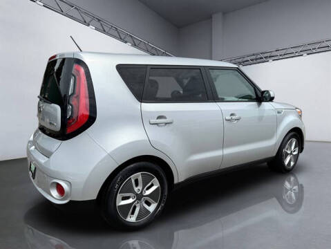 2017 Kia Soul EV +