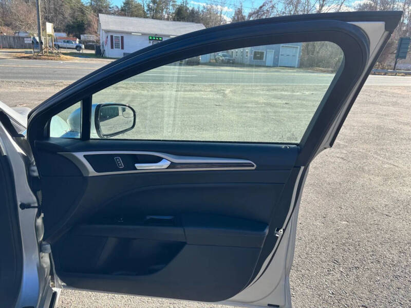 2014 Ford Fusion Energi SE