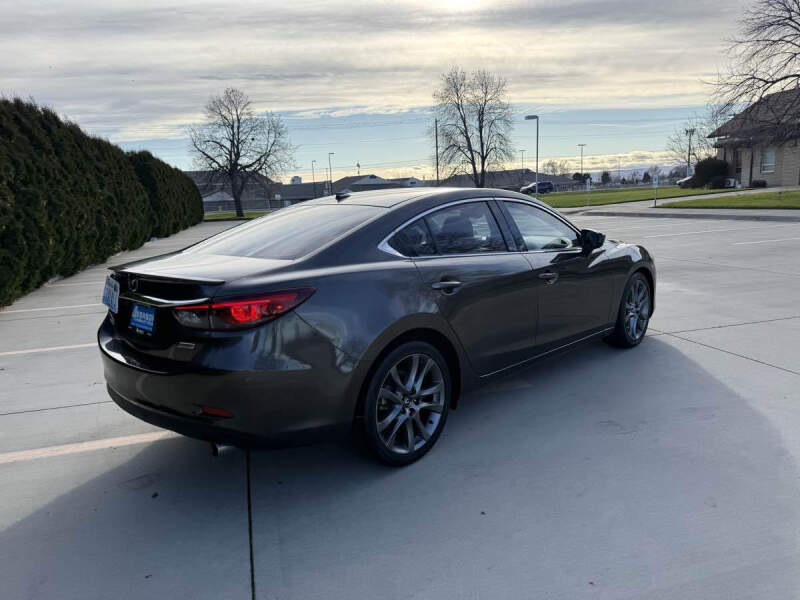 2016 Mazda MAZDA6 i Grand Touring