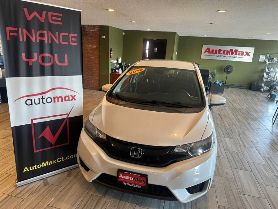 White 2016 Honda Fit LX LX 4dr Hatchback CVT 1