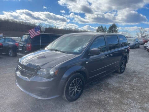 2014 Dodge Grand Caravan for sale at Dealz On Wheels LLC in Mifflinburg PA