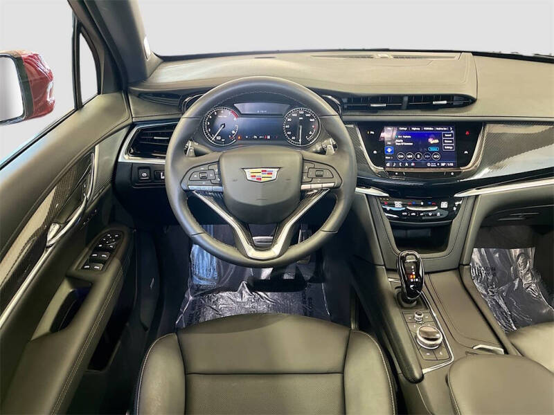 2025 Cadillac XT6 Sport