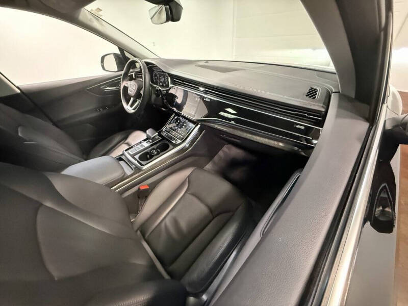 2023 Audi Q7 quattro Premium 45 TFSI