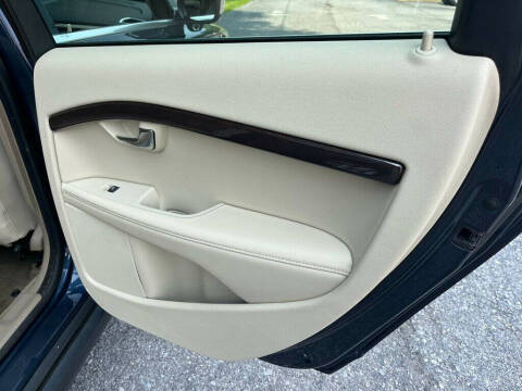 2012 Volvo XC70