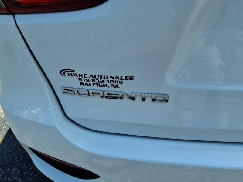 2020 Kia Sorento LX